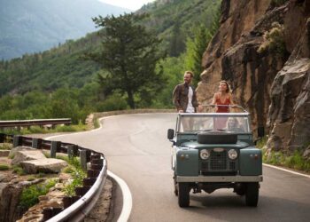 fuel-your-travel-spirit-discover-the-ultimate-road-trip-inspiration-from-this-influential-blogger