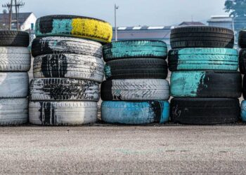 reviving-art-how-a-skilled-craftsman-breathes-new-life-into-old-tires