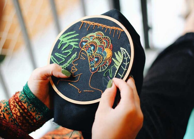 transform-your-wardrobe-with-cartoon-character-embroidery-by-rayna-a-fun-and-stylish-twist