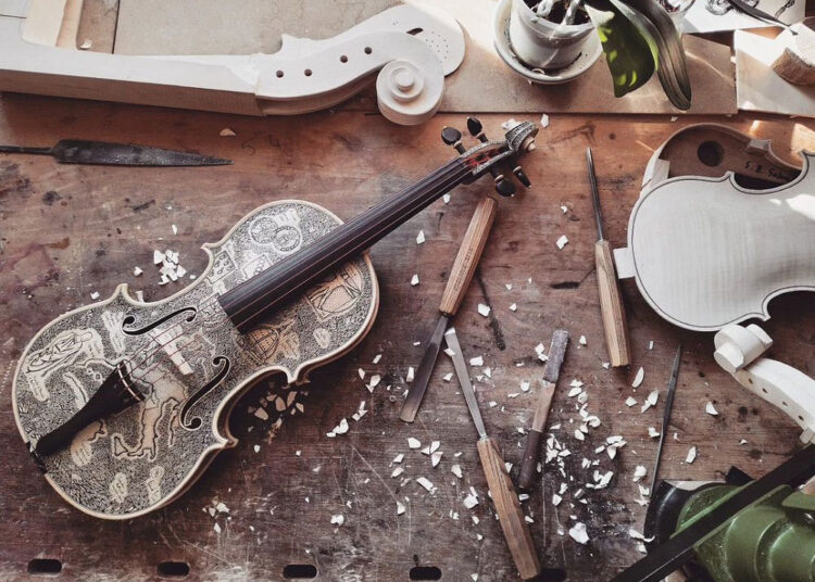 discover-the-mesmerizing-artistry-of-leonardo-frigos-illustrated-violins