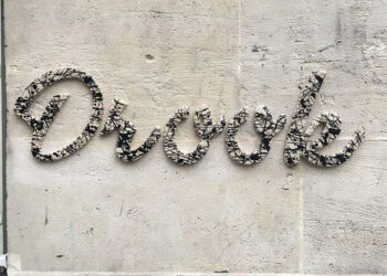 from-paris-streets-to-ceramic-masterpieces-unveiling-pablo-savons-graffiti-inspired-ceramics