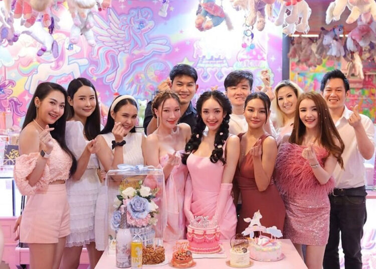 unleash-your-inner-magic-at-the-enchanting-unicorn-cafe-in-bangkok