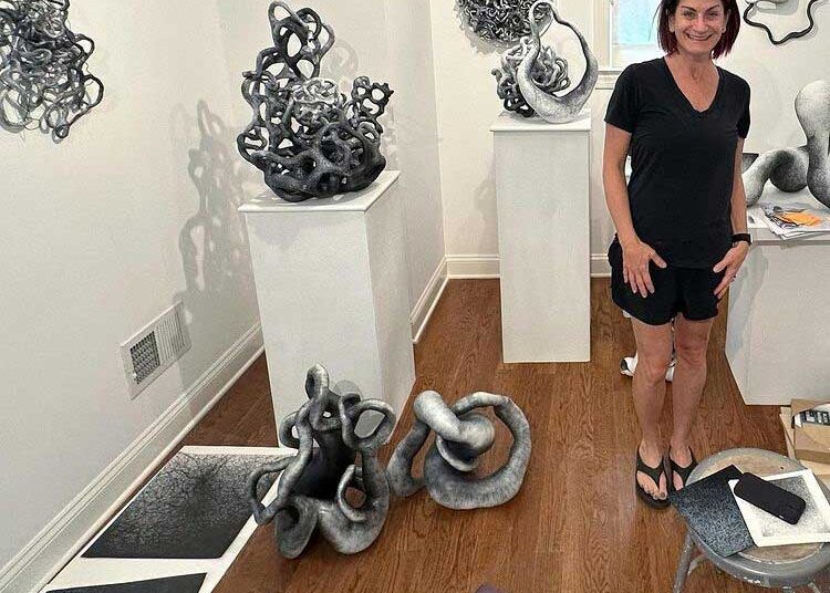 captivating-coral-inspired-ceramic-pottery-by-judi-tavill-a-beautiful-blend-of-art-and-nature