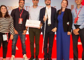 revolutionizing-accessibility-kursat-ceylans-groundbreaking-stick-utilizing-google-maps-for-the-visually-impaired-2