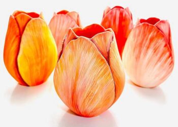 unveiling-the-masterful-creations-sculptor-heesoo-lees-multilayered-techniques-bring-beautiful-woodlands-to-life