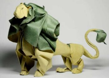 unveiling-the-masterpiece-vietnamese-artists-stunning-3d-animal-origami