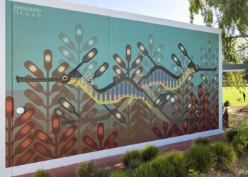 exploring-the-captivating-flora-and-fauna-inspired-modern-murals-by-amok-island