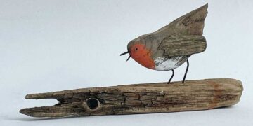 discover-the-captivating-world-of-kirsty-elsons-driftwood-artistry
